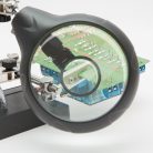 Paneltartó nagyítóval, világítással és krokodilcsipeszekkel - FAHRENHEIT