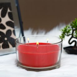 Illatgyertya - eper és krém - 350 g - Vog&Arths