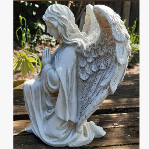 Angyal szobor 23 cm műgyanta