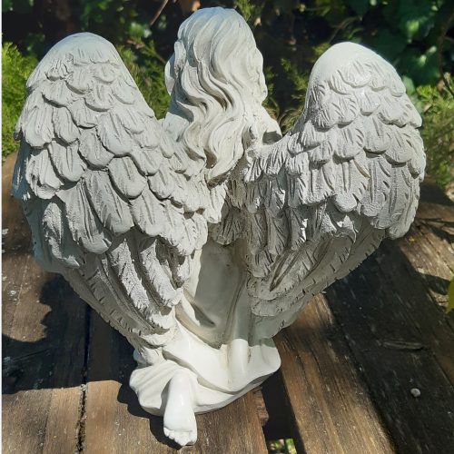 Angyal szobor 23 cm műgyanta