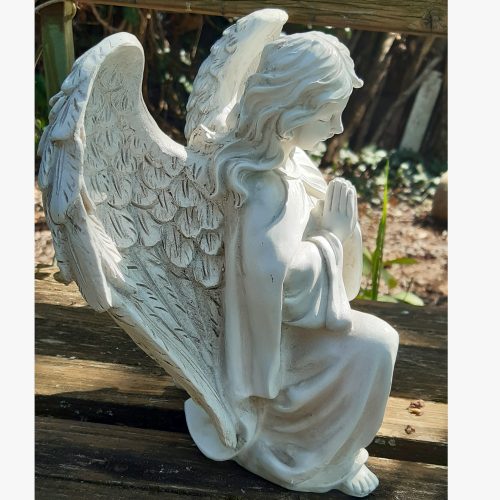 Angyal szobor 23 cm műgyanta