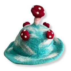 Filc kalap gombákkal - Türkiz