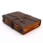Bőrkötésű kézműves notesz szíjjal és kulccsal - 13x18 cm
