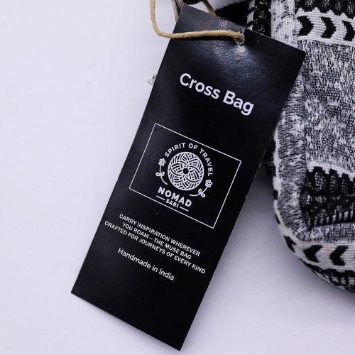 Crossbody jacquard táska - Urban Caravan