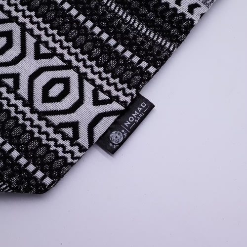 Jacquard válltáska 40x35 cm - Urban Caravan
